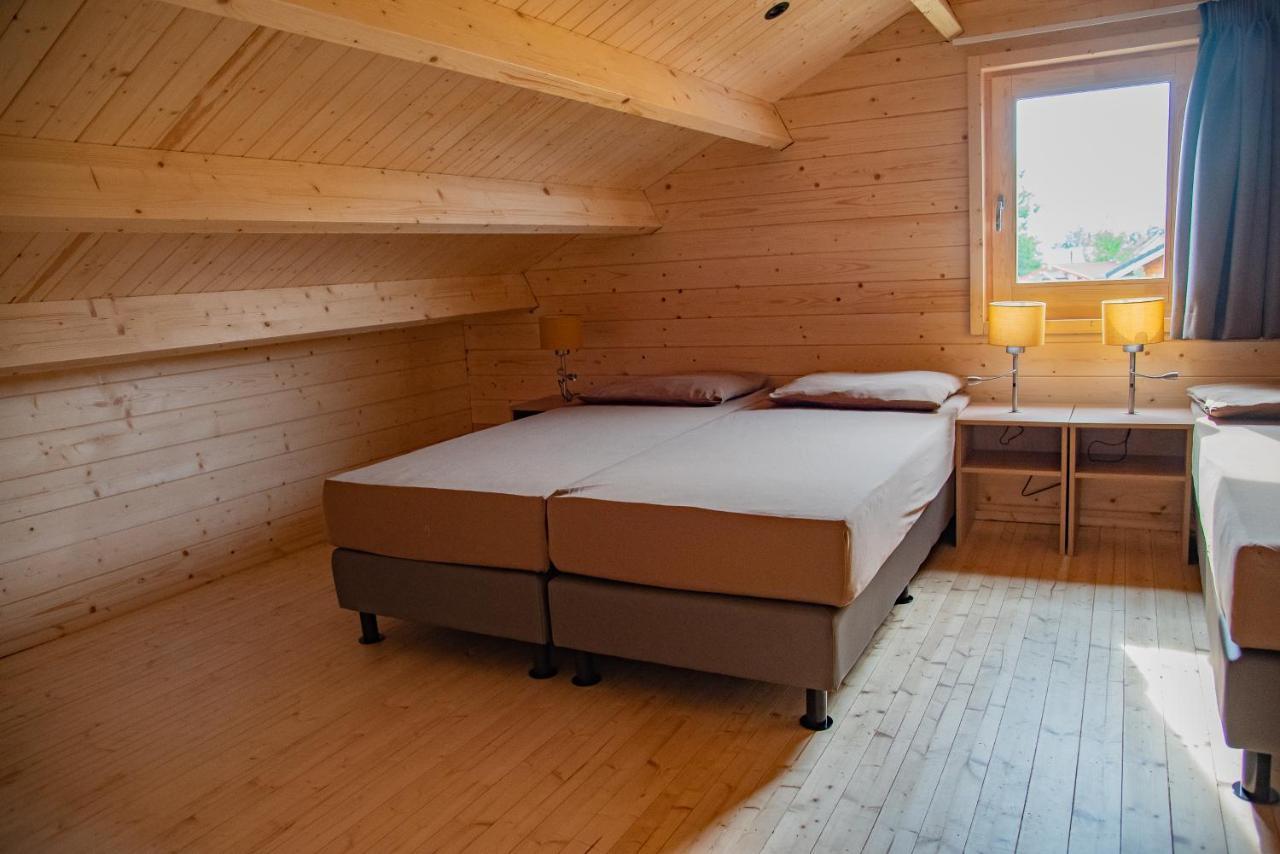 Luxe Chalets In Zeeland Aan De Kust Sint Annaland Kültér fotó